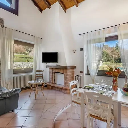 Il Borgo Del Vergante Апартаменты *