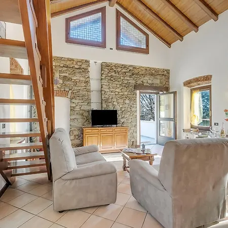 Apartment Il Borgo Del Vergante Nebbiuno
