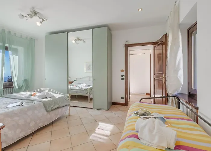 Il Borgo Del Vergante Apartmán *