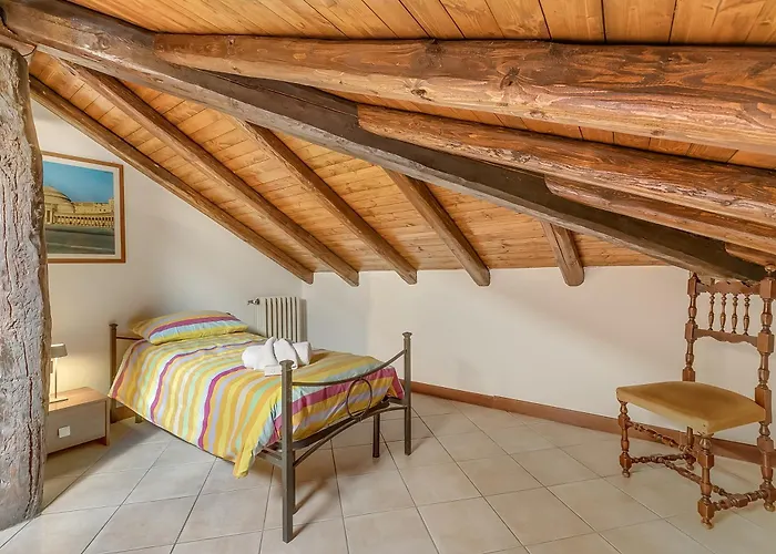 Il Borgo Del Vergante Apartmán *